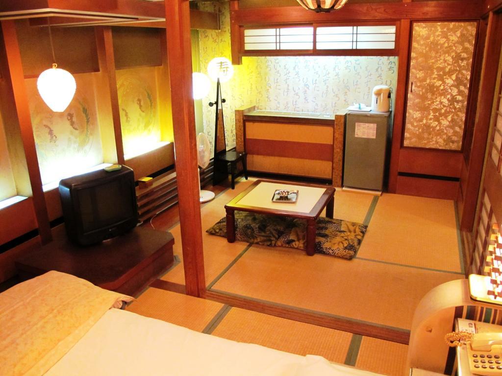 Yoshi'S House Hostel Osaka Bilik gambar
